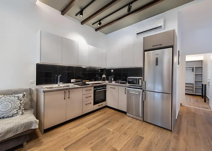 Kimia Luxury * 科林比亚